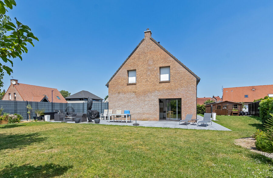Maison La Chapelle D Armentieres 7 pièce(s) 146 m2