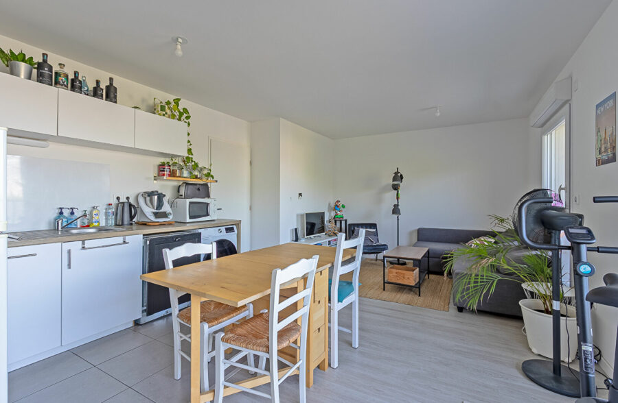 Duplex avec balcon et parking – La Madeleine