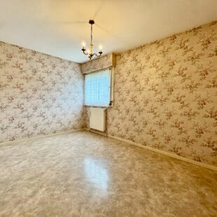 Plain pied 3chs + terrasse + garage à rénover <small>&nbsp;Sous compromis&nbsp;</small>