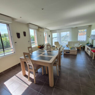 Appartement de standing, terrasse, double garage fermé