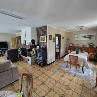 Maison plain-pied individuel sur 742 m² à Gondecourt 4 pièce(s) 108 m2 2 garages