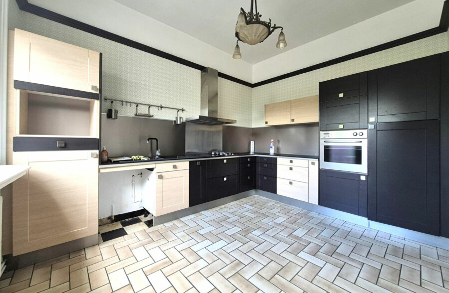 Maison Abscon 11 pièce(s) 220 m2