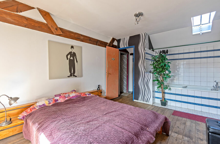 Au coeur de Wattrelos, rare ensemble immobilier aux multiples possibilités !