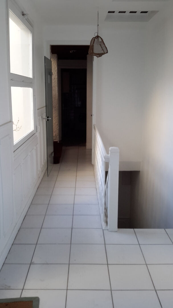 En exclusivité  Bel appartement hausmannien  au coeur  de  ST OMER