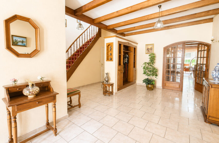 Maison 7 pièces 210 m2 5 chambres