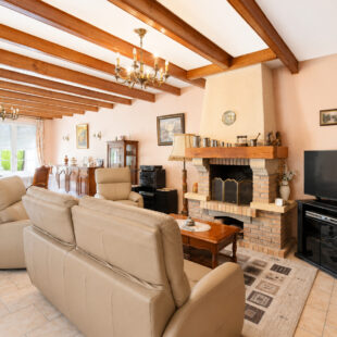 Maison 7 pièces 210 m2 5 chambres
