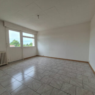 Appartement Lens 4 pièce(s) 72 m2 +parking couvert + cave.