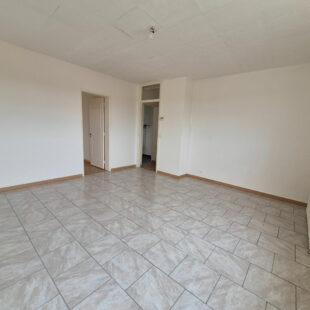 Appartement Lens 4 pièce(s) 72 m2 +parking couvert + cave.