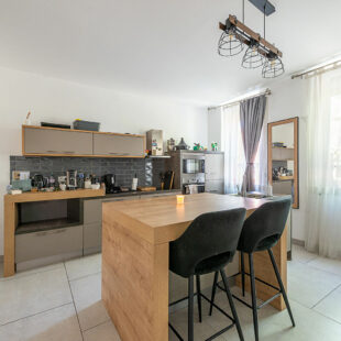 Maison rénovée de 148 m² à Crespin – Proche de toutes commodités