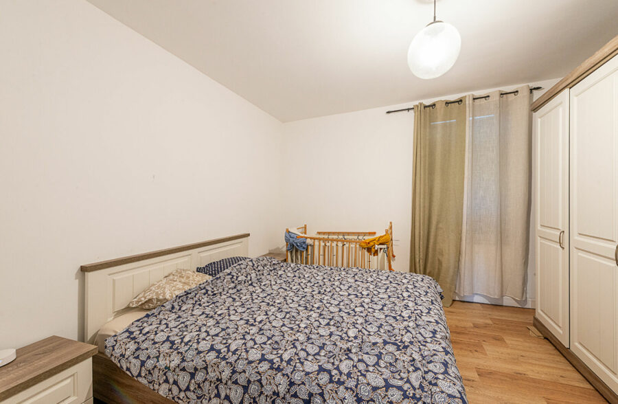 Maison rénovée de 148 m² à Crespin – Proche de toutes commodités