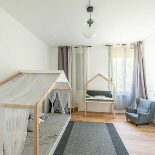 Maison rénovée de 148 m² à Crespin – Proche de toutes commodités