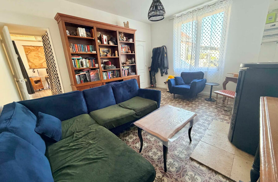 Maison de caractère semi plain-pied de 180 m² avec jardin de près de 800 m²