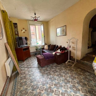 Ensemble immobilier avec fort potentiel en plein coeur de village