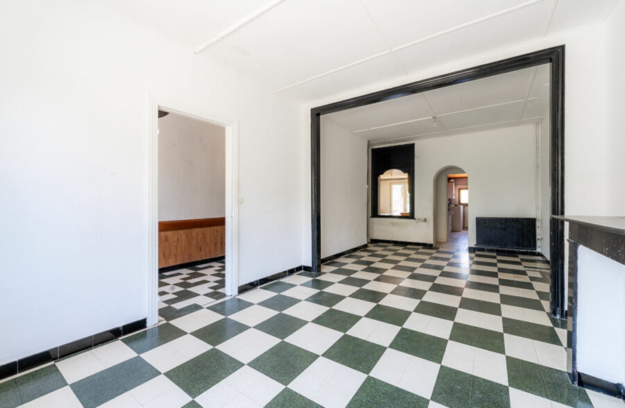 Maison Sin Le Noble