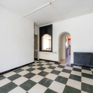 Maison Sin Le Noble