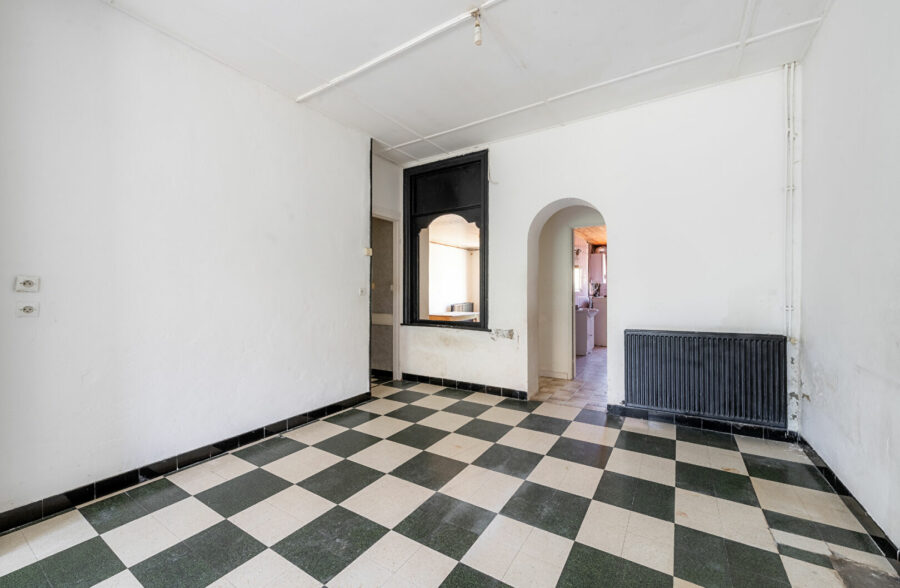 Maison Sin Le Noble