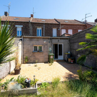 Maison Sin Le Noble