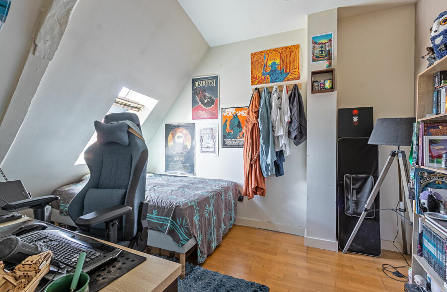 VIEUX LILLE – DUPLEX  4 pieces 82m²  (68,5 m² CARREZ)  + cave – Vendu loué
