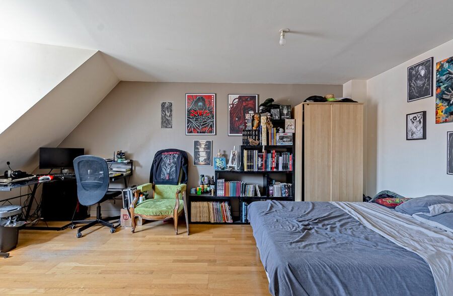VIEUX LILLE – DUPLEX  4 pieces 82m²  (68,5 m² CARREZ)  + cave – Vendu loué
