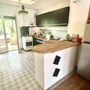 Large 1930 avec un jardin de 150m²