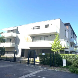 Beau T3 récent avec balcon et parking