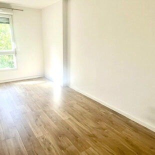 Beau T3 récent avec balcon et parking