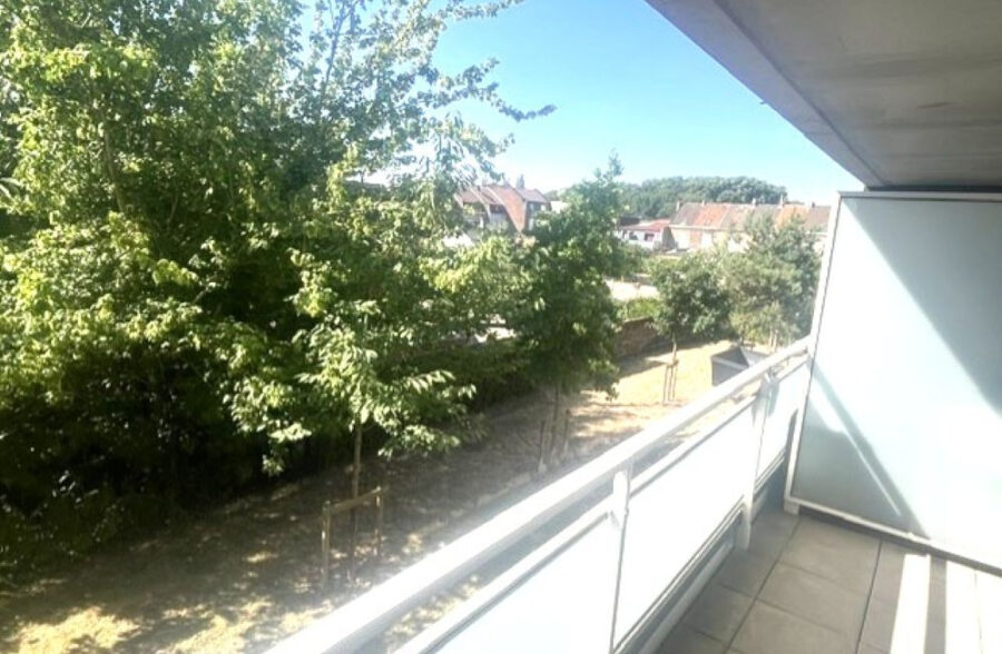 Beau T3 récent avec balcon et parking