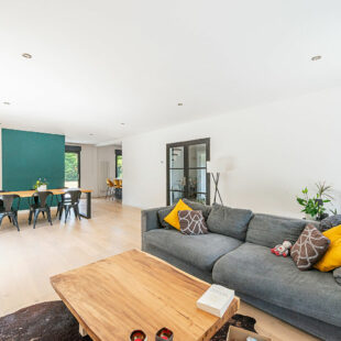 Chaumière  de semi plein-pied sur 1844 m²