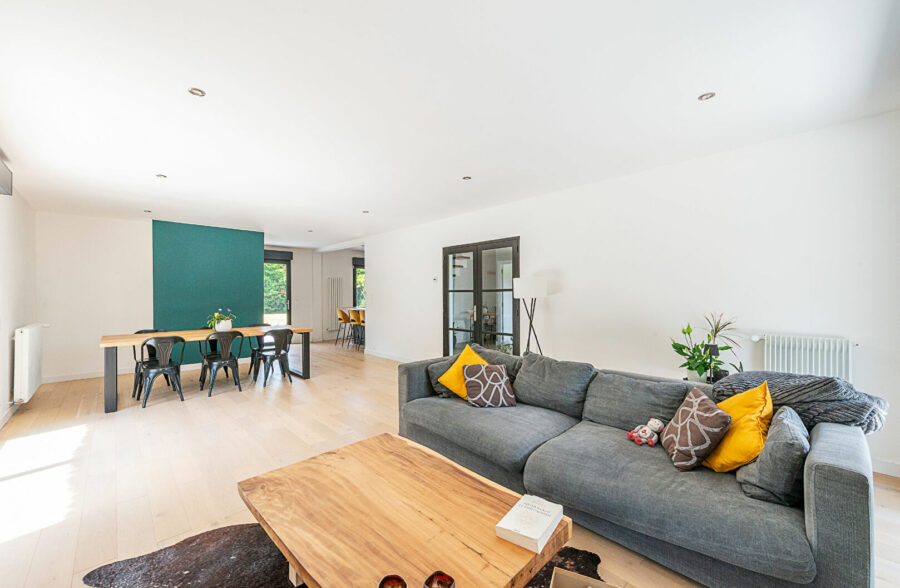 Chaumière  de semi plein-pied sur 1844 m²
