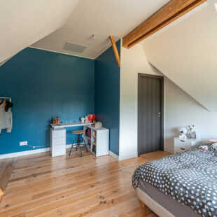 Chaumière  de semi plein-pied sur 1844 m²