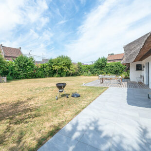 Chaumière  de semi plein-pied sur 1844 m²
