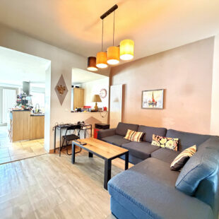 Maison de ville – 4 chambres – jardin et garage