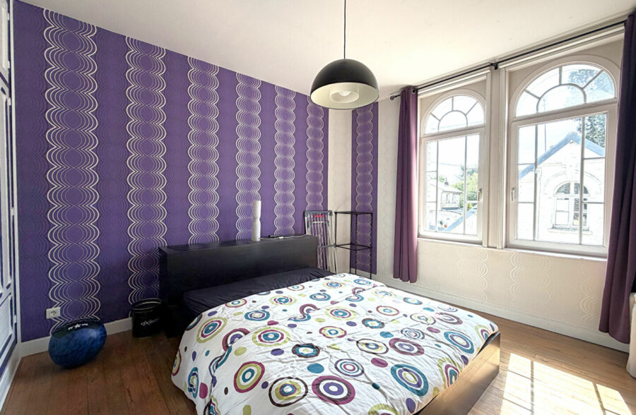 Maison de ville – 4 chambres – jardin et garage