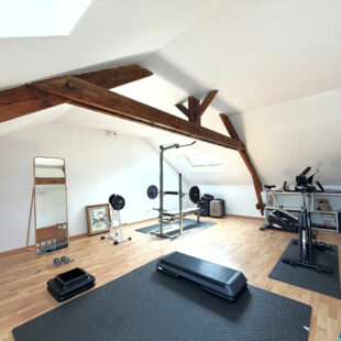 Maison de ville – 4 chambres – jardin et garage