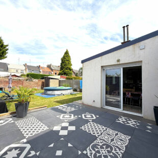 Maison de ville – 4 chambres – jardin et garage