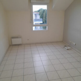 Appartement Lens 3 pièce(s) 61.50 m2 avec balcon + place de parking.