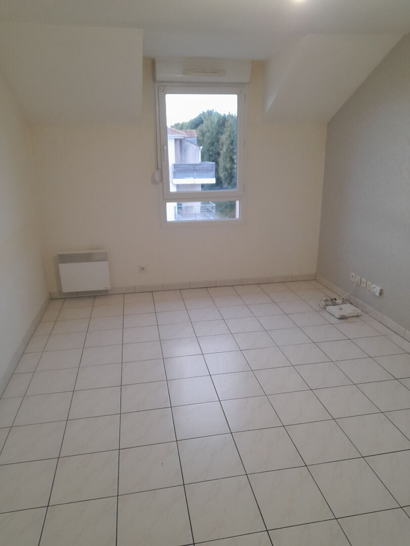 Appartement Lens 3 pièce(s) 61.50 m2 avec balcon + place de parking.