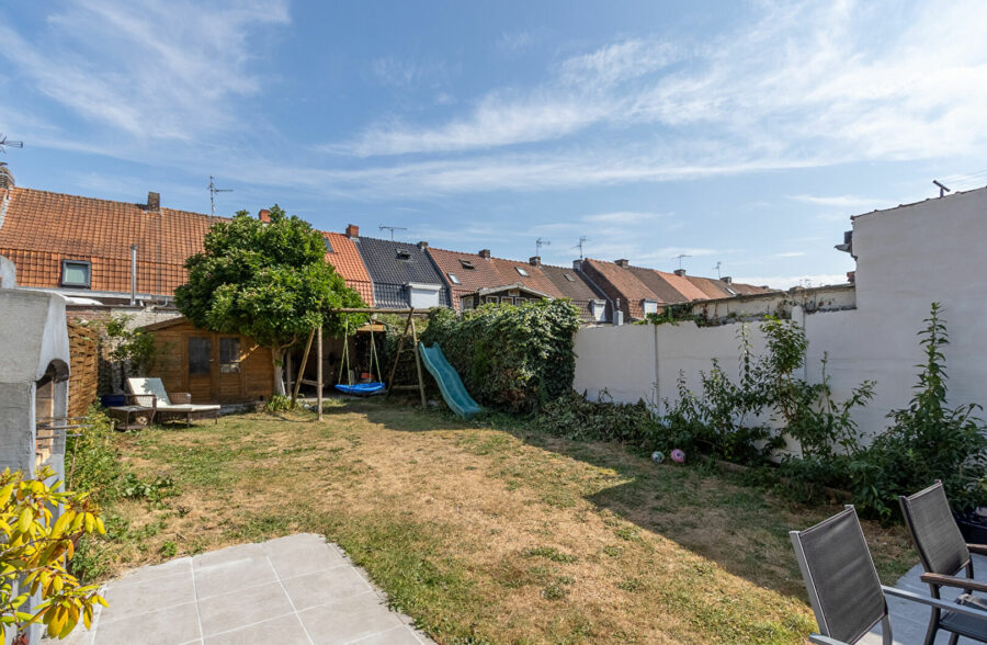 Exclusivité – Semi-flamande rénovée avec jardin exposé plein sud
