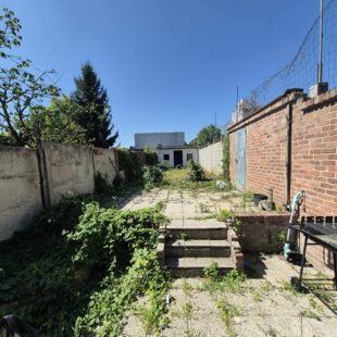 À vendre !! Maison semi-individuelle 97 m² , 3 chambres + bureau+ jardin 85m²!! 191 000 € HAI !!!