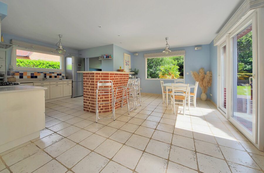 Maison Haillicourt 10 pièce(s) 300 m2
