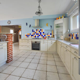 Maison Haillicourt 10 pièce(s) 300 m2