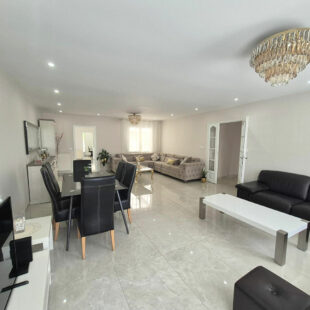 Plain pied individuel, 4 chambres, jardin et garages