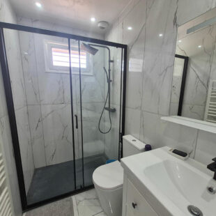 Plain pied individuel, 4 chambres, jardin et garages
