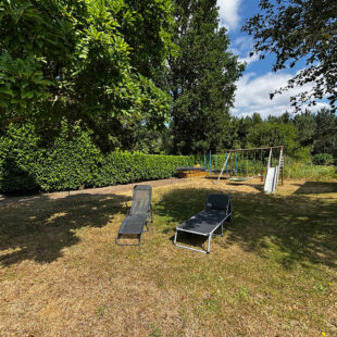 Plain pied individuel, 4 chambres, jardin et garages