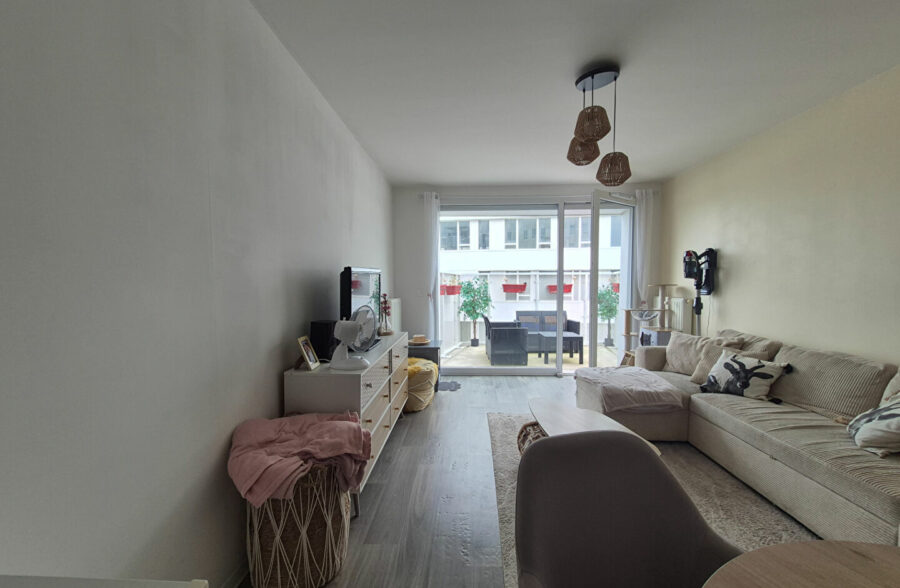 Appartement Lens 2 pièce(s) 44 m2 avec place de parking +local vélo+balcon.