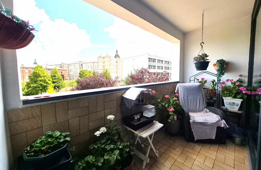 APPARTEMENT 2 CHAMBRES EN HYPER CENTRE