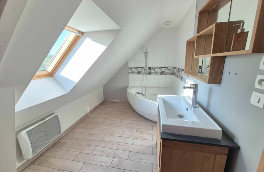 Semi plain pied 5 chambres entre l’abbaye de Valloire et la mer …