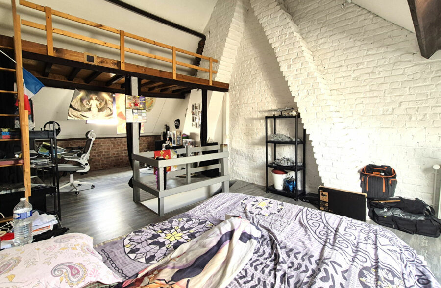 JOLIE MAISON AVEC BELLE TERRASSE