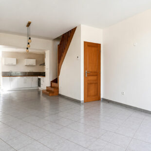 Maison semi mitoyenne entièrement rénovée de 80m²
