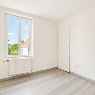 Maison semi mitoyenne entièrement rénovée de 80m²